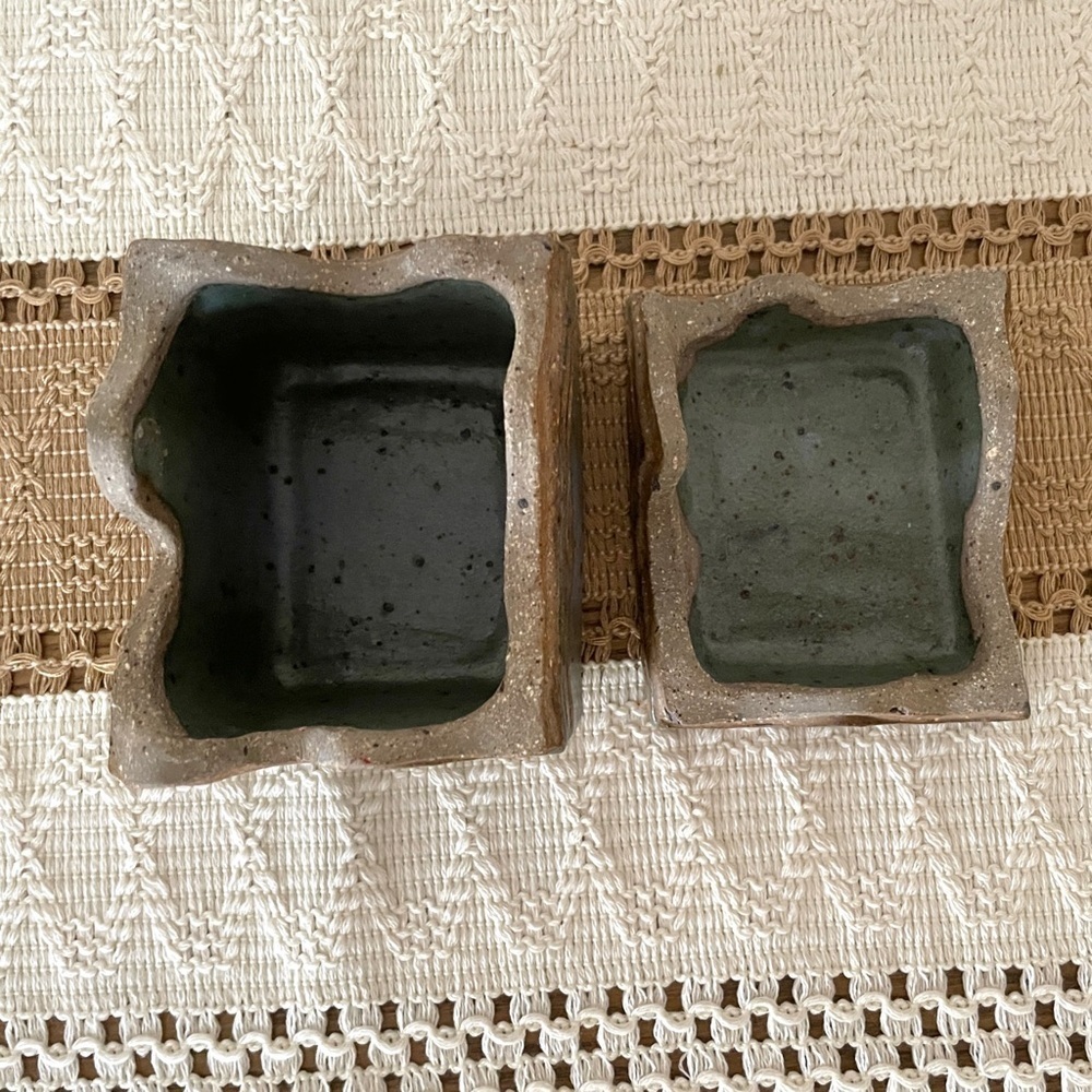Handmade Artistic Wave Pattern Stone Box - Picture 7 of 11